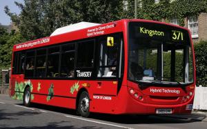 Alexander Dennis Enviro200H 2008 года